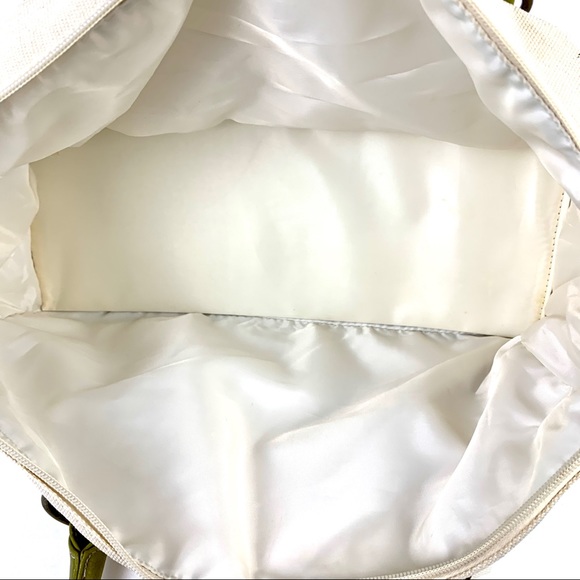 Estée Lauder Canvas Cream w Green Weekend Bag - Picture 5 of 16